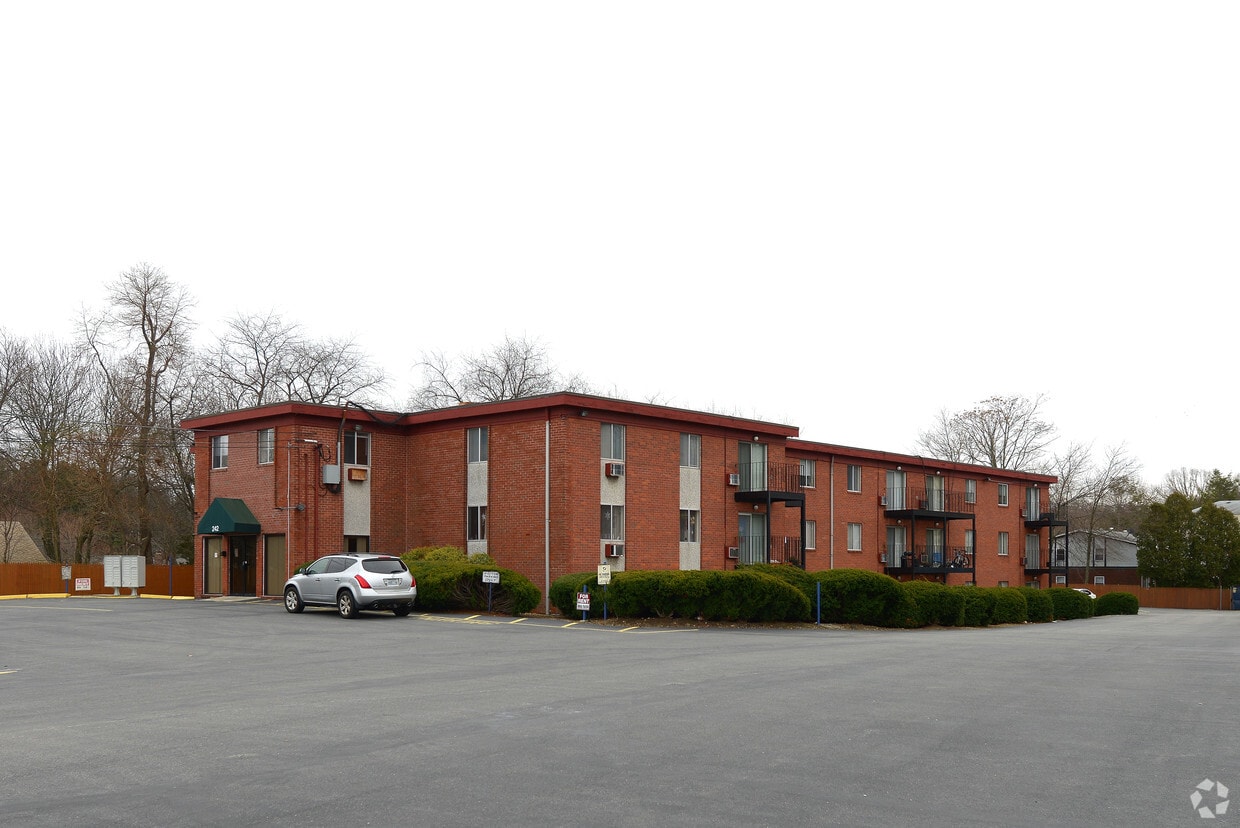 242 Smithfield Rd, Providence, RI 02904 Apartments in Providence, RI