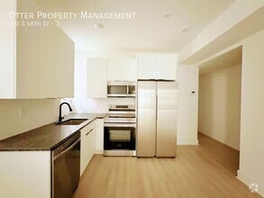 Building Photo - 230 S 46th St