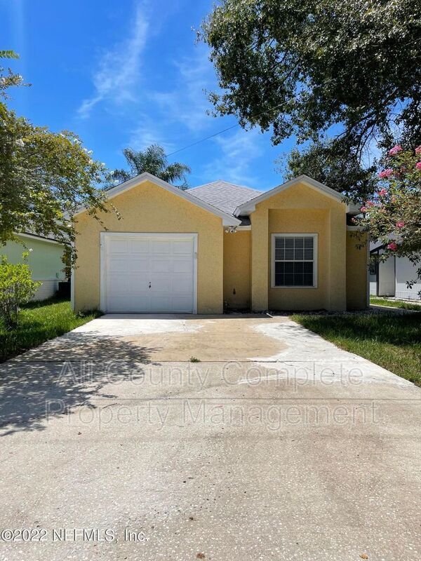 72 7th St, Atlantic Beach, FL 32233 House Rental in Atlantic Beach