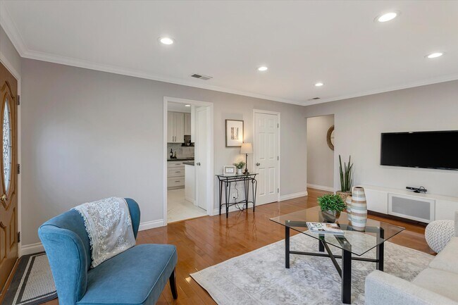 Foto del edificio - 354 Dana St