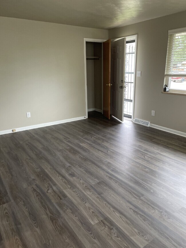 Foto del edificio - 8230 W Louisiana Ave