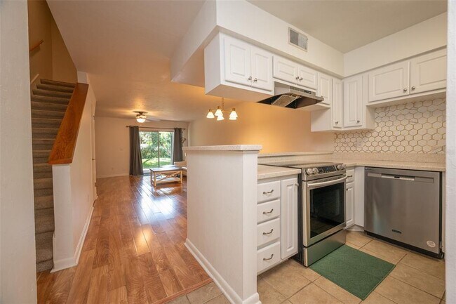 Foto del edificio - 4411 SW 34th St