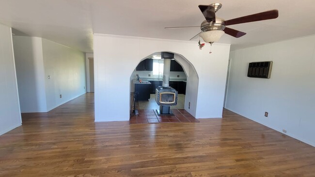 Foto del edificio - 3 bed 2 bath 2 car garage Lemmon Valley ho...