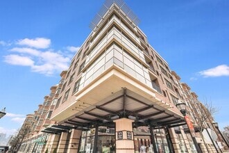 Building Photo - 22 Ave at Port Imperial
