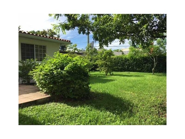 Foto del edificio - 1417 San Marco Ave