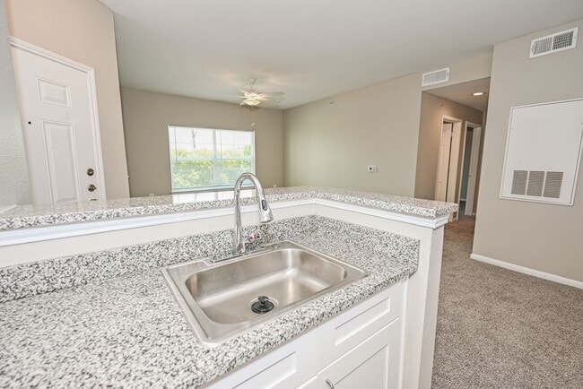 Foto del edificio - Worthington Point Apartments