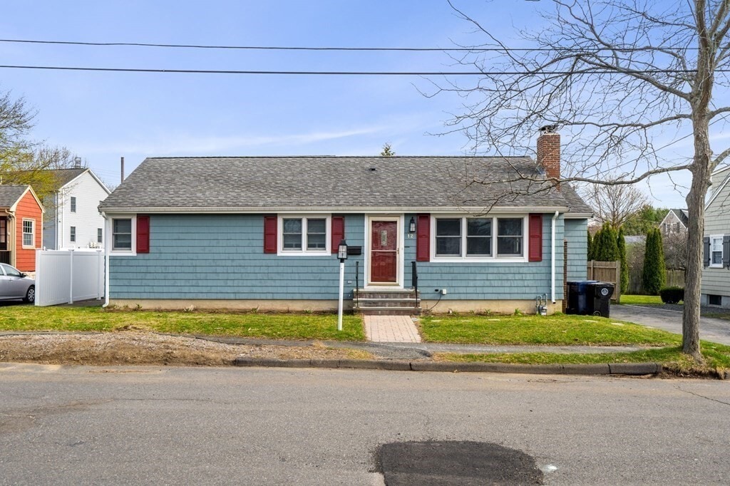 Primary Photo - 12 Larkin Ln