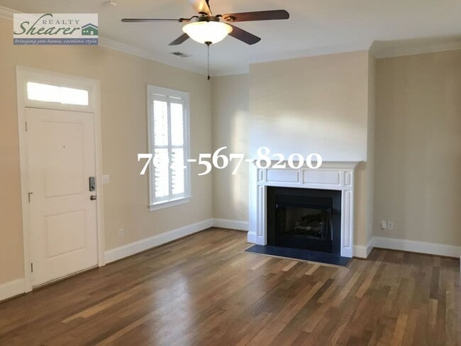 Building Photo - Great 2 story townhome in Ballantyne