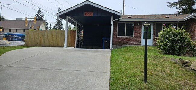Foto del edificio - 17501 5th Ave NE