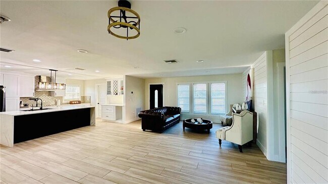 Building Photo - 5155 Bullis Rd