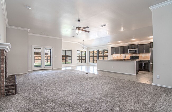 Building Photo - 6711 Boot Dr
