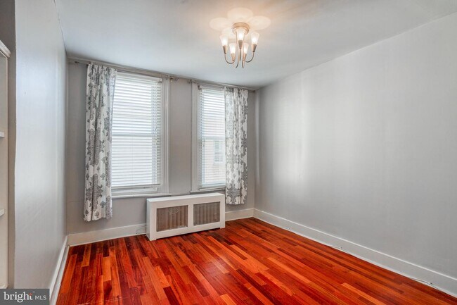 Foto del edificio - 1335 Mifflin St