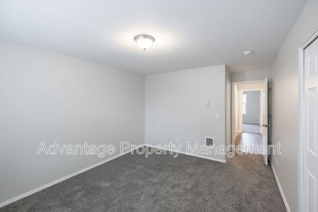 Foto del edificio - 2837 SW Western Blvd
