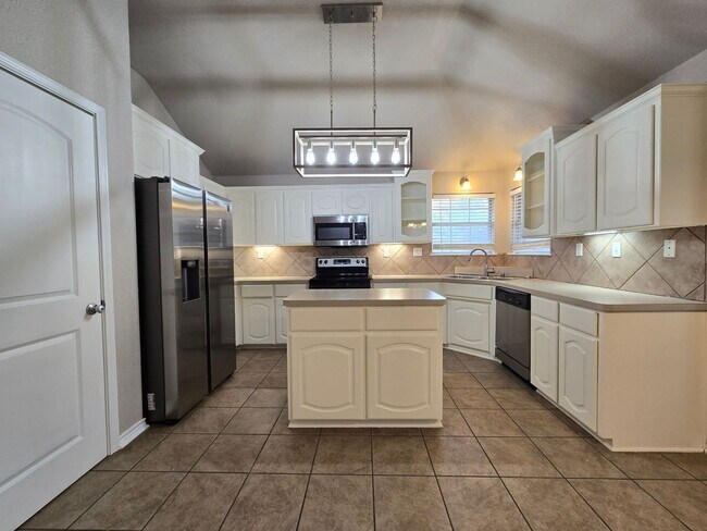 Foto del edificio - 5609 Hunters Ridge Trail
