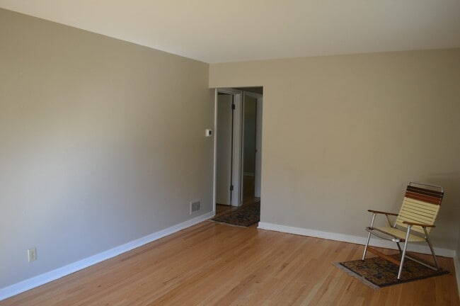 Building Photo - 5503 Flamingo Rd