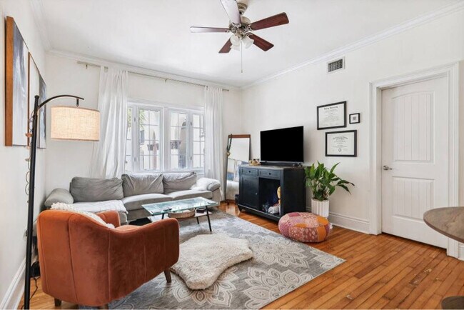 Foto del edificio - 2117 W Dekle Ave