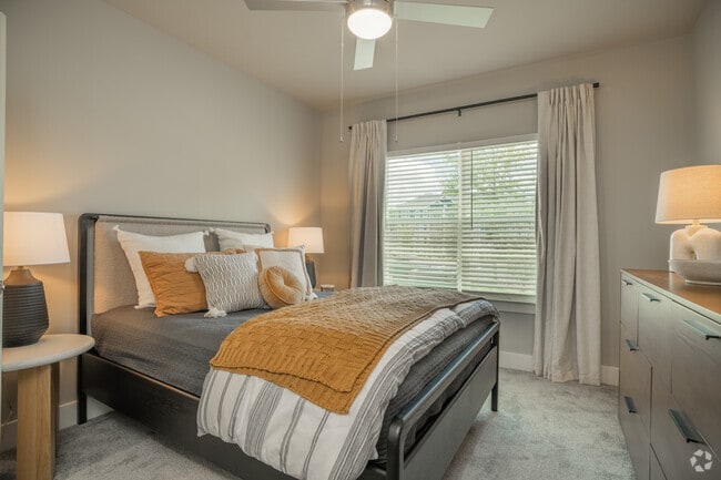 1BR, 1BA - 726SF - Bedroom - The Ashton at East Park