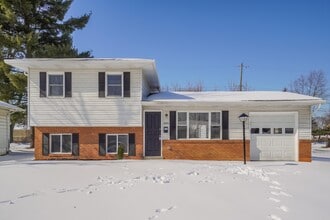 Building Photo - 6373 Faircrest Rd