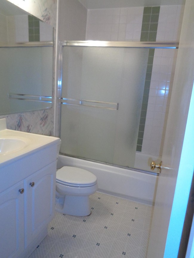 bathroom - 260 Chilpancingo Pkwy