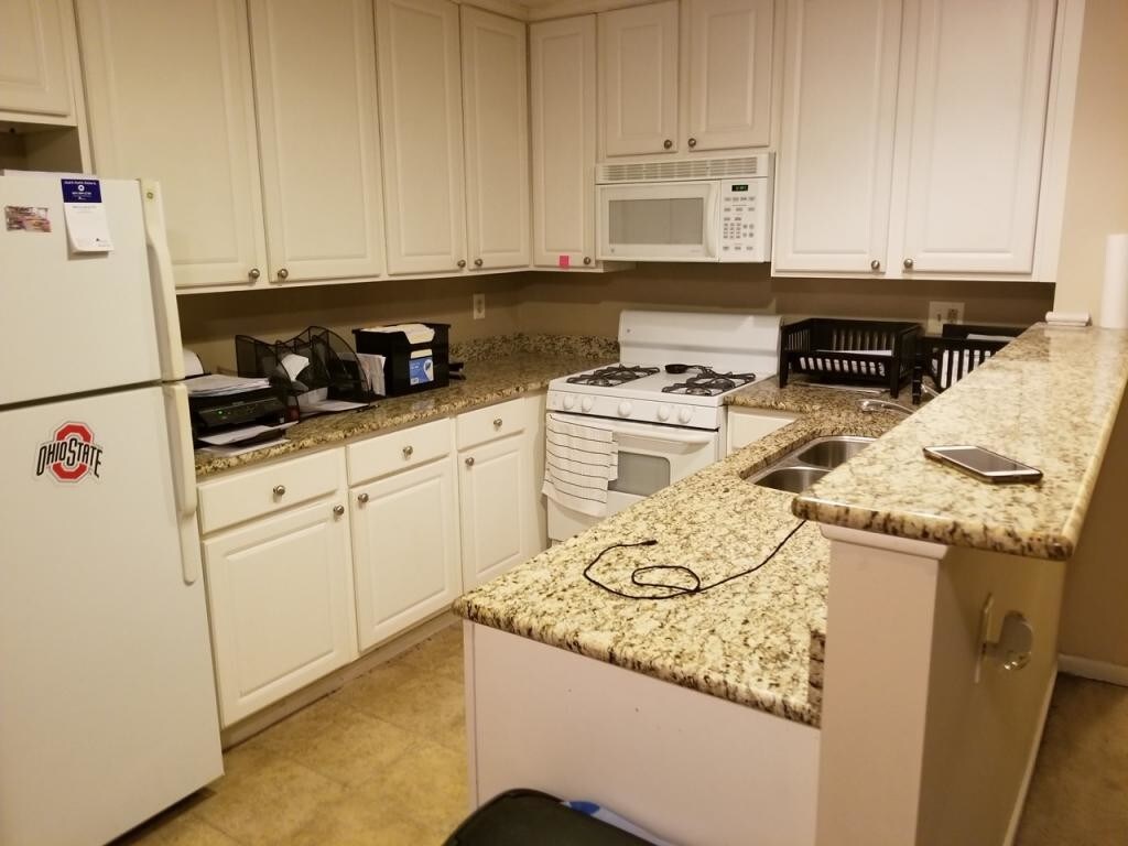 Primary Photo - 5353 Stonemeadow Ave Apt#C