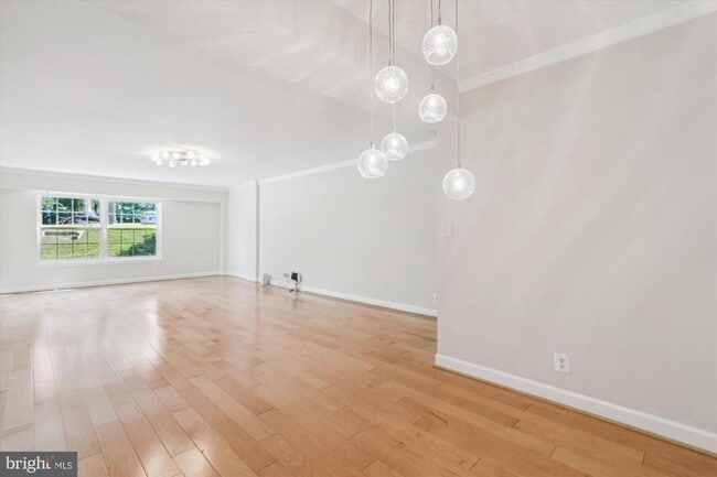 Building Photo - 7621 Tremayne Pl