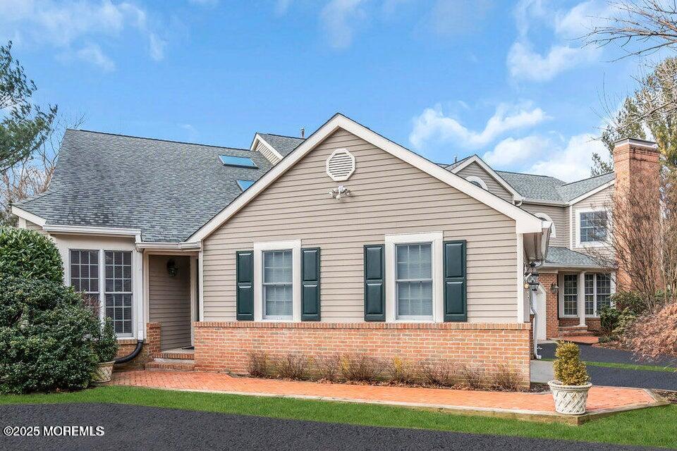 Primary Photo - 132 Silvermist Ct
