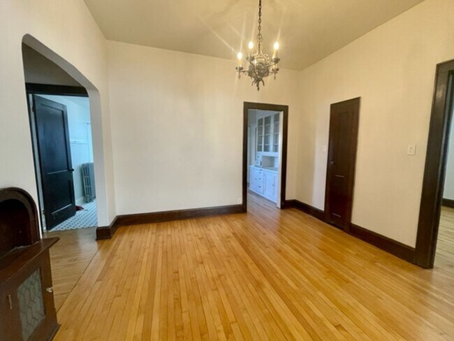 Foto del edificio - 303 N Quincy St