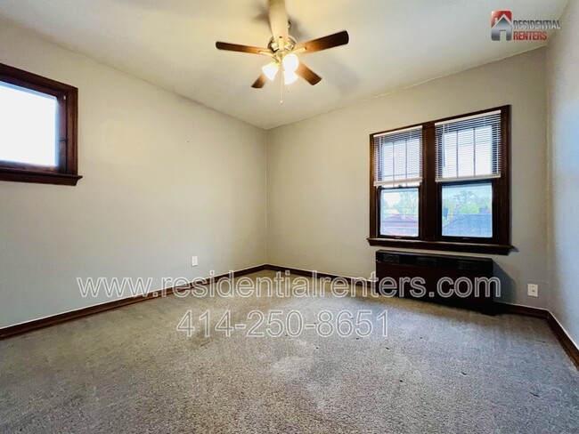 Building Photo - 1029 W Morgan Ave