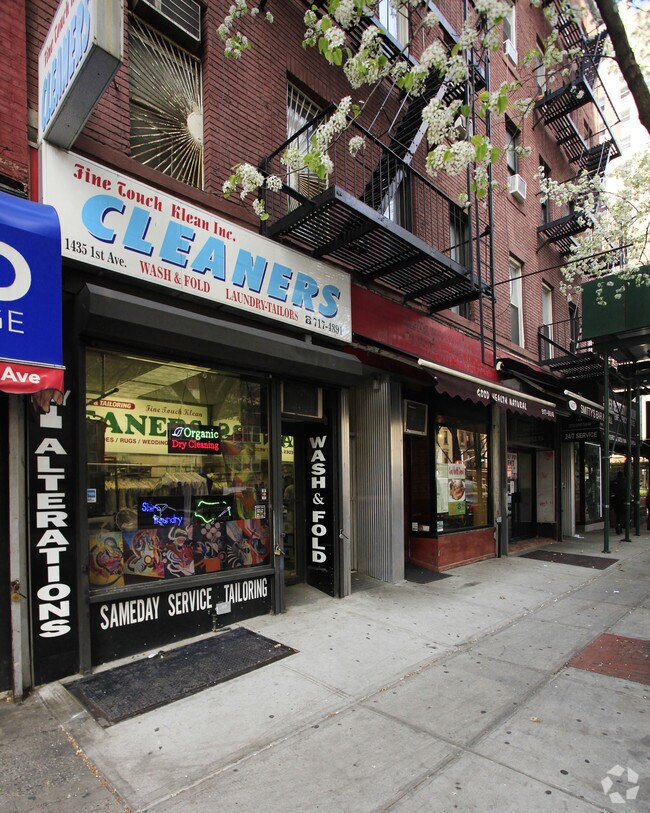 Building Photo - 1435 1st Ave
