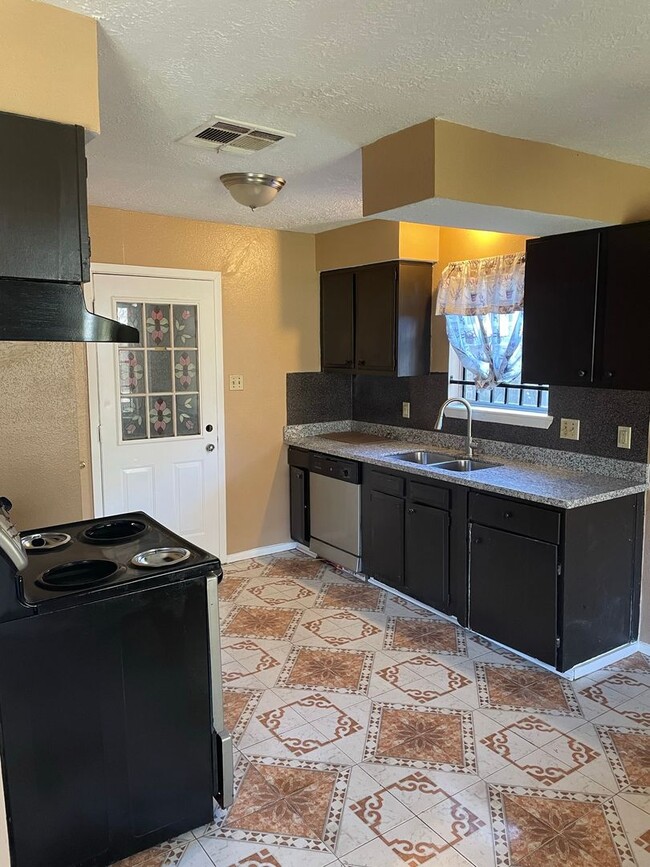 Foto del edificio - 4751 E Ridge Creek Dr