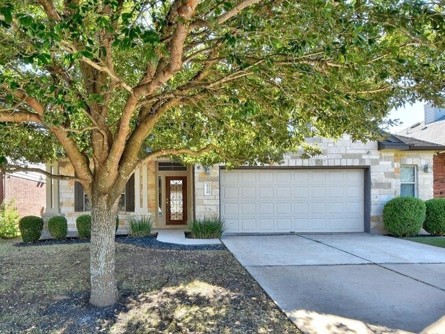 Building Photo - 620 Middle Creek Dr