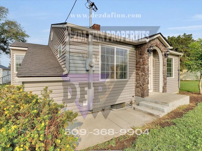 Foto del edificio - 2 Bed, 1 Bath in NE Spokane Valley Availab...