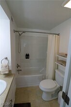 Building Photo - 9639 Eaton Gardens Ln