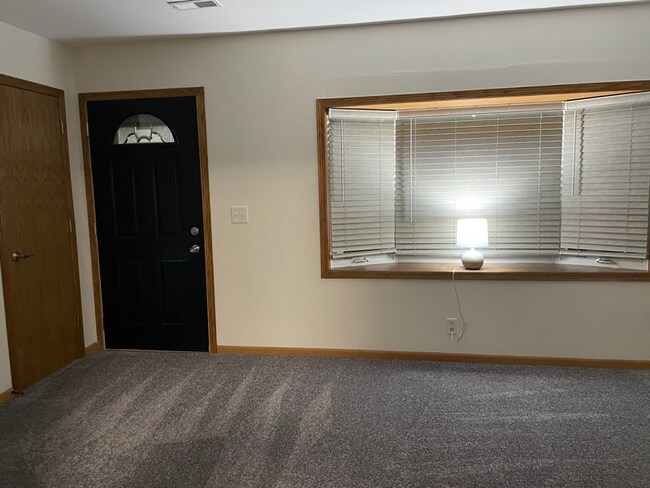 Foto del edificio - 2200 N 68th St