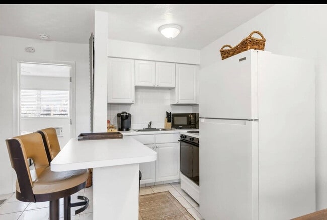 Foto del edificio - 820 NE 16th Ave