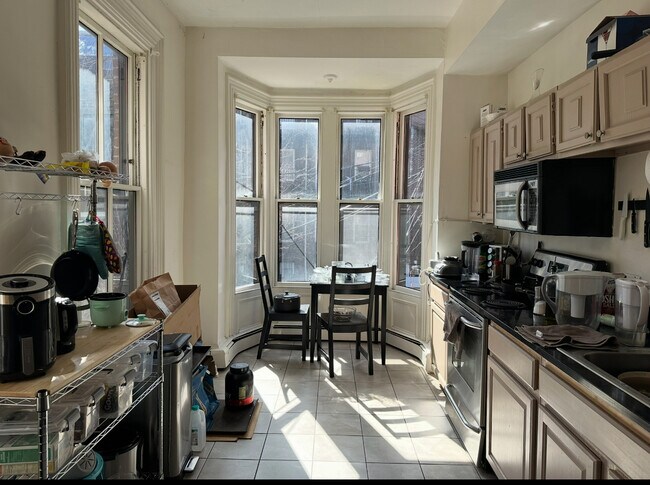 Foto del edificio - 519 Massachusetts Ave