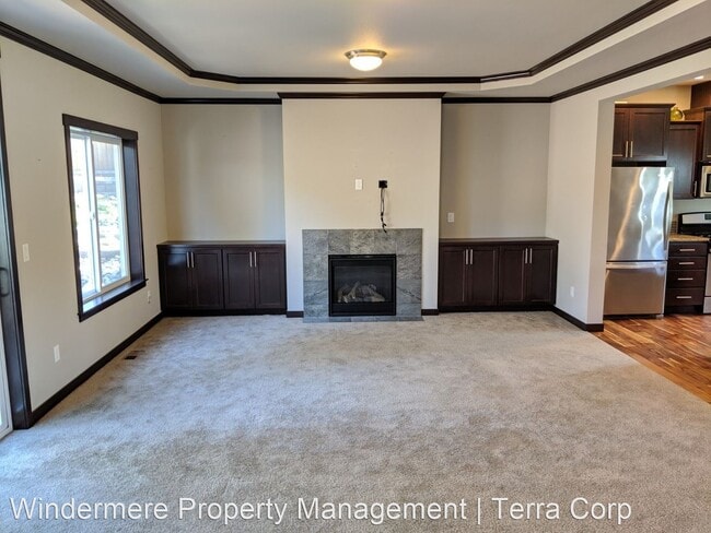 Building Photo - 3 br, 2.5 bath House - 5113 Sunset Avenue