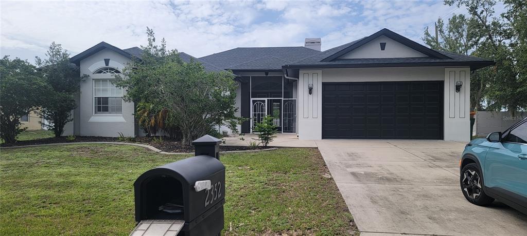 Foto principal - 23526 Chimes Ave