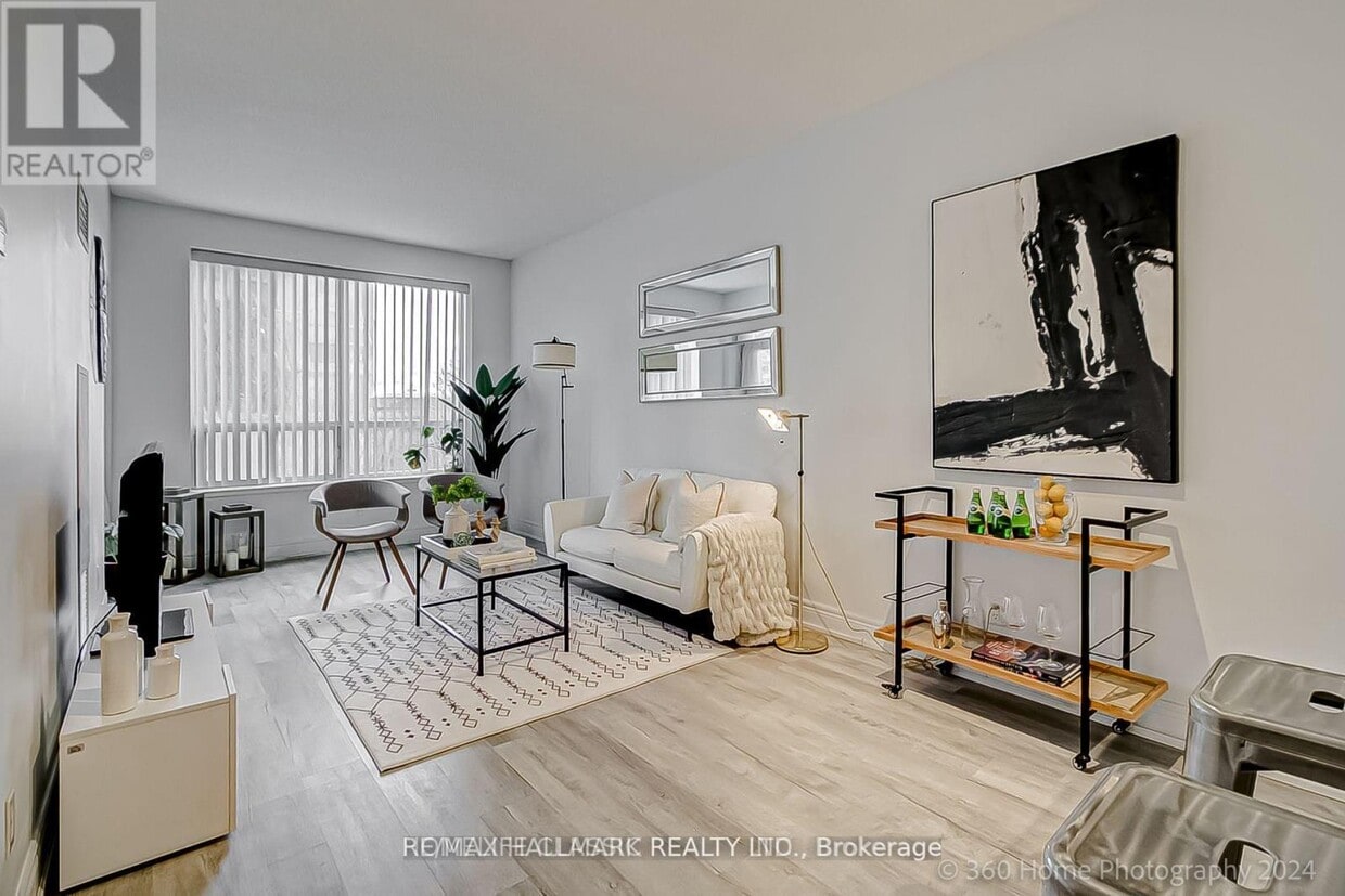 Photo principale - 62-162 Suncrest Blvd