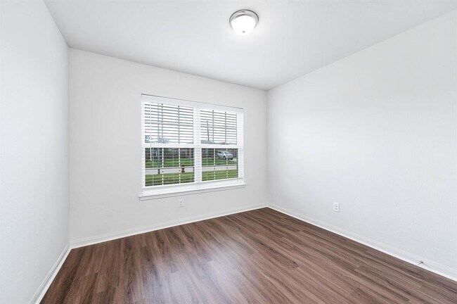 Foto del edificio - 1017 Thunder Field Dr
