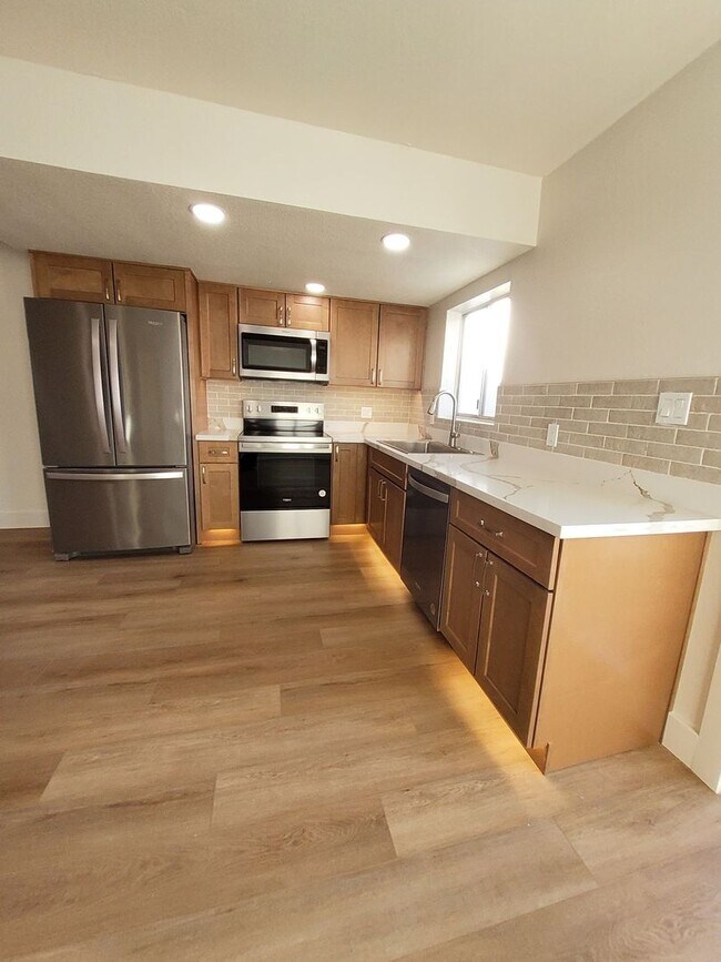 Photo - 5040 N 18th Ave Apartment