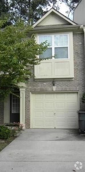 Building Photo - 1693 Southgate Mill Dr