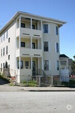 Building Photo - 30 Pattison St
