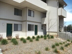 Building Photo - 1705 Heatheridge Rd
