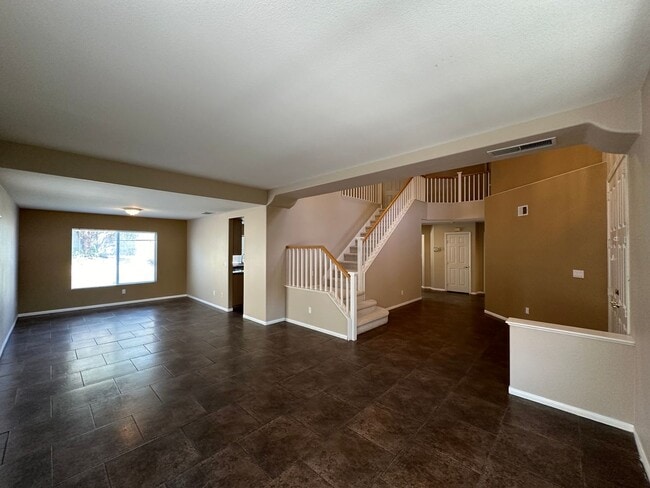 Foto del edificio - 8820 Quintane Ln