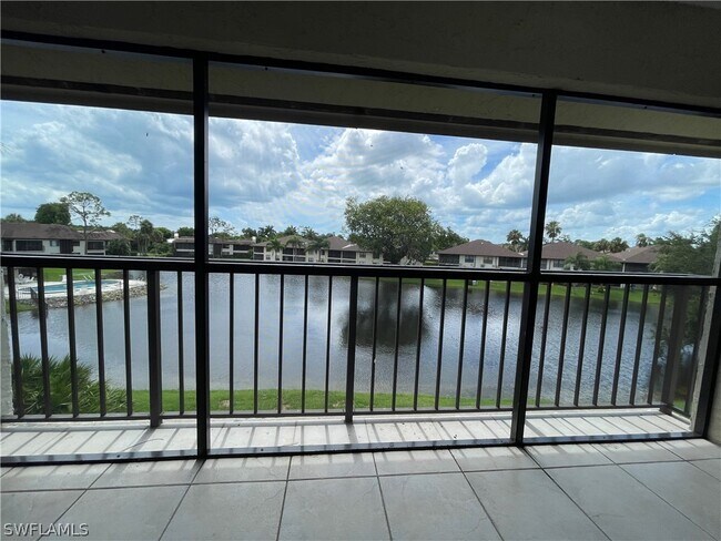 Foto del edificio - 1600 Misty Pines Cir