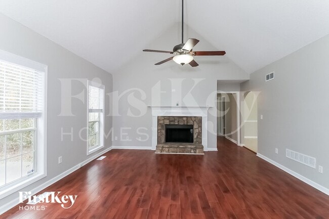 Building Photo - 5000 Sunbrook Way NW