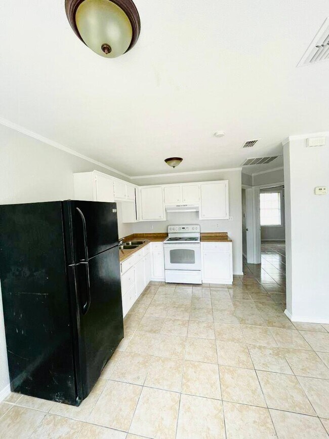 Foto del edificio - 3801 N Inspiration Rd