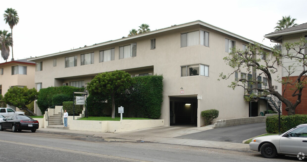 Foto del edificio - Yorkhouse Apartments
