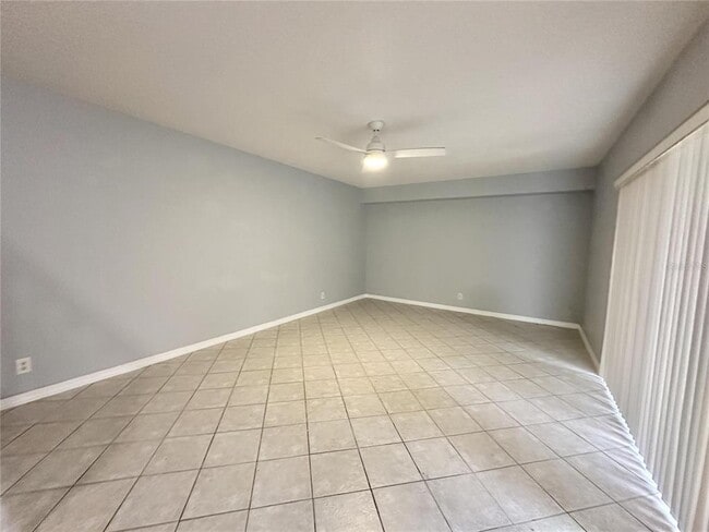 Building Photo - 5363 Bamboo Ct